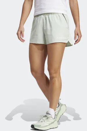 adidas Terrex Multi - Lysegrønne og lette shorts
