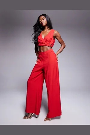 ASOS Rødt slå-om-jumpsuit med udskæring og spændedetalje