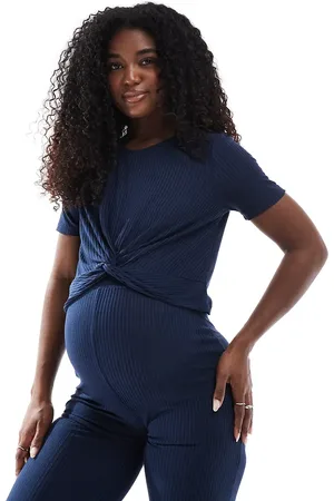 Mama;licious Mamalicious Maternity - Marineblå cropped T-shirt i ribstrikket jersey
