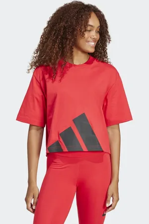 adidas Essentials - Rød boyfriend-T-shirt med stort sort logo