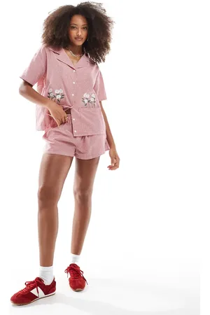 Daisy Street Shorts i bokserstil med røde gingham-tern - Del af sæt