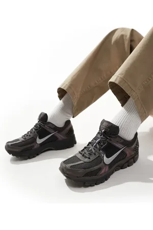 Nike Zoom Vomero 5 - Brune og metallic sølvfarvede sneakers-Neutral
