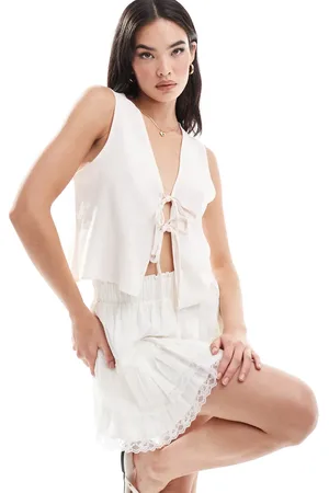 Miss Selfridge Vest med bindefront og hørlook-Neutral