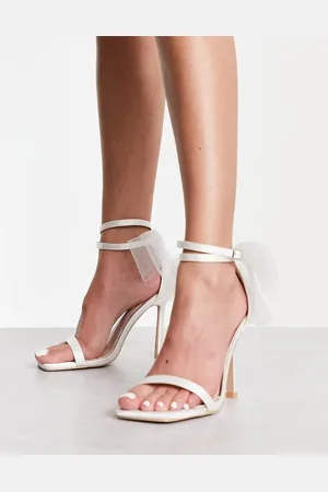 Be Mine Alt til bruden - Cynzia - Elfenbenshvide sandaler med tyl og sløjfedetalje