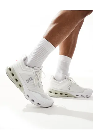 On Running ON - Cloudnova X - Hvide træningsneakers