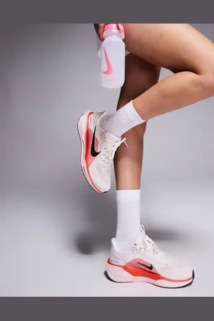 Nike Air Zoom Pegasus 41 - Sneakers i og lyserød