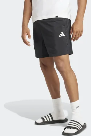 adidas Essentials - Chelsea - Sorte shorts med lille hvidt logo