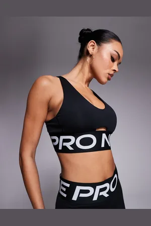 Nike Nike Pro Training - Indy Dri-FIT - sports-BH med dyb udskæring og let støtte