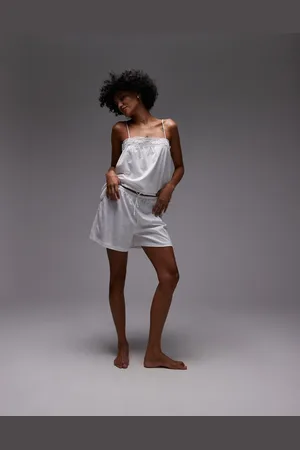 MANGO Mix og match - Hvide pyjamasshorts med blondekant i bomuld