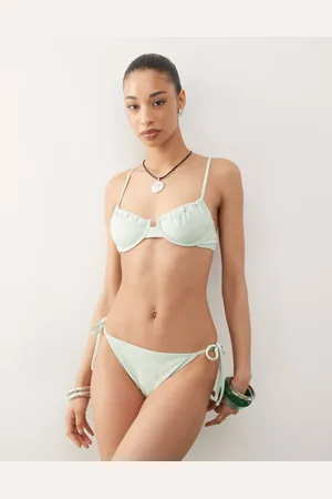 Reclaimed Pastelgrøn bikinitop med bøjle og blomsterdetaljer i frotté