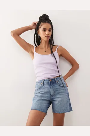 Wrangler 5-tommer cowboyshorts med flosset kant i blå mellemvask