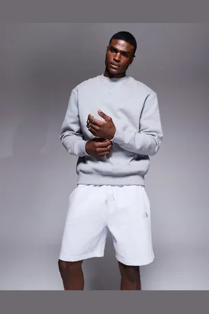 The North Face Essentials - Grå sweat-shorts med logo