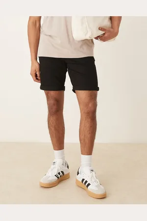 ASOS Smalle denimshorts i almindelig længde med stretch i