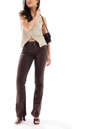 Bershka Brune jeans med lav talje og lige ben