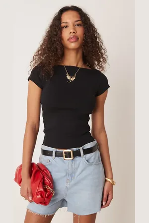 Gina Tricot Ribstrikket top med bådudskæring og korte ærmer i slim fit
