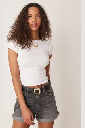 Gina Tricot Ribstrikket top med bådudskæring og korte ærmer i slim fit