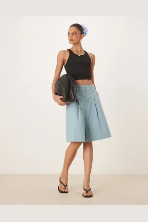 ASOS Turkise longline safari-shorts med læg foran-Blå