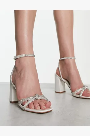 Be Mine Abina - Elfenbensfarvede udsmykkede sandaler i satin-Hvid