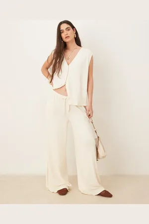 ASOS Cremehvide bukser med vide ben i tekstureret strik