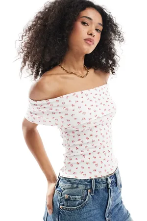 Hollister Offshoulder-top med korte ærmer og rosemønster