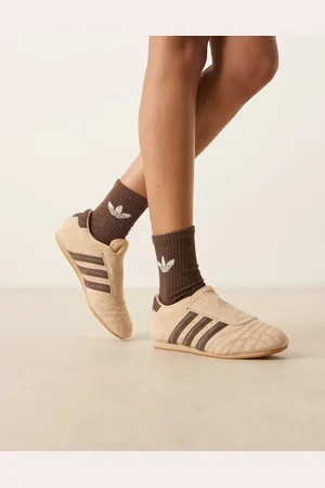 adidas Taekwondo - Lysebrune sneakers