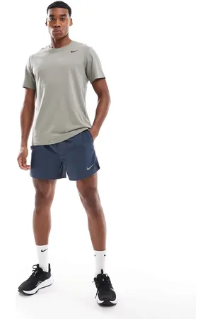 Nike Challenger Dri-FIT - Marineblå 5 tommers shorts