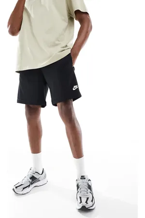Nike Club - Sorte shorts i mesh