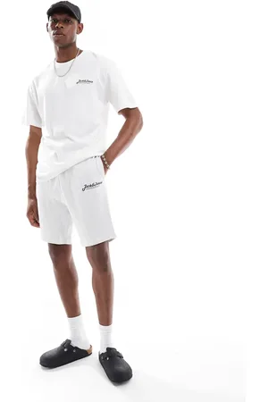 JACK & JONES Lounge-sæt med hvid T-shirt med tekstlogo og grå shorts