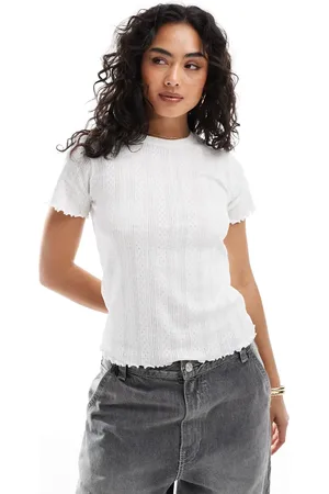 Pieces® Hvid T-shirt i pointelle med babylock-detalje