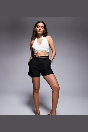 River Island Sorte skræddersyede shorts med bælte