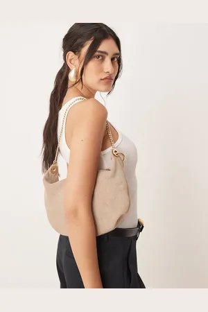 ASOS Poseformet clutch-taske i ruskind med guldfarvede metaldetaljer-Neutral