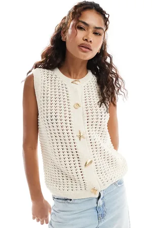 ASOS Ecrufarvet tanktop i hæklet strikmateriale med guldfarvede knapper-Hvid