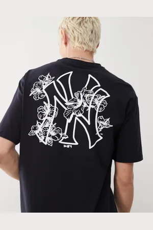 New Era NY Yankees - og afslappet T-shirt med blomstret og grafisk detalje