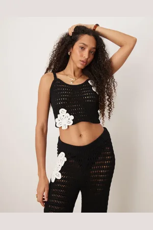 ASOS Monokrom camitop i strik med hæklede patch-detaljer