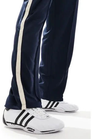adidas Adracer - /sorte sneakers med lave kanter