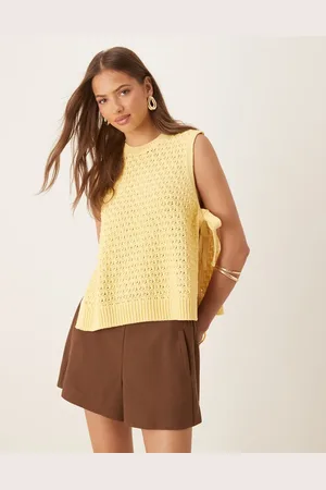 ASOS Lysegul tabard-vest i hæklet strikmateriale med bindebånd i siderne