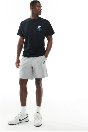 Nike Grå shorts med lille logo