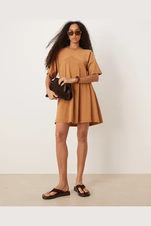 ASOS Rustrød swing-T-shirt-minikjole med frynser på ryggen-Hvid
