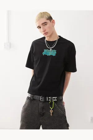 Weekday Great - T-shirt med grafisk print foran i firkantet pasform