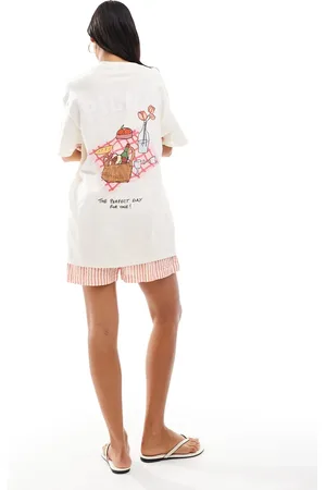 Miss Selfridge Naturfarvet oversized T-shirt med grafisk picnic-print-Gul