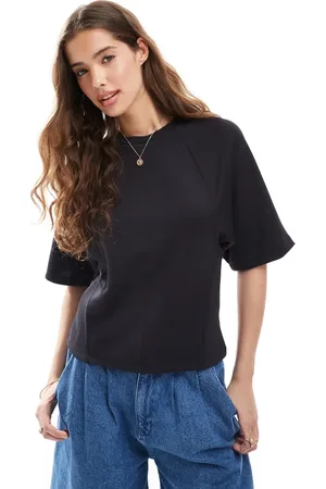 Pull&Bear T-shirt med figursyet talje og blød finish