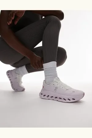 On Running ON - Cloudtilt All Day - Hvide sneakers