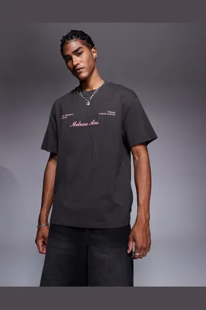 Bershka T-shirt med 