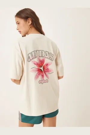adidas Råhvid T-shirt med blomstergrafik