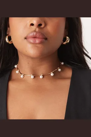 ASOS ASOS DESIGN Curve - Guldfarvet choker-halsbånd med streger og imiterede perler
