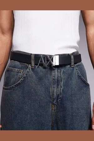 Armani Exchange Marineblåt og cremefarvet vendbart bælte med logo