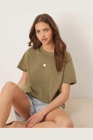 ASOS Vasket kakigrøn løstsiddende T-shirt med rå kanter i rregular fit