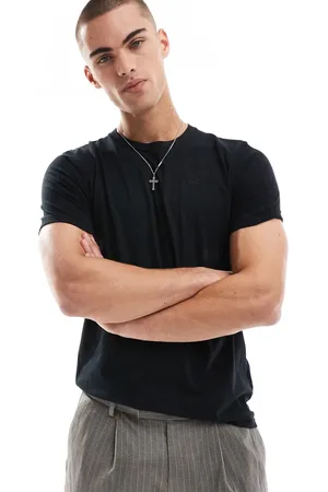 Hollister T-shirt med ikonisk logo fra