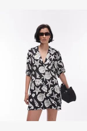 Topshop Playsuit med knapper og monokromt muslingeprint-Multifarvet