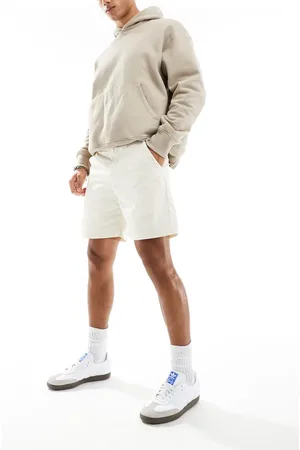 adidas Vævede chinoshorts i råhvid